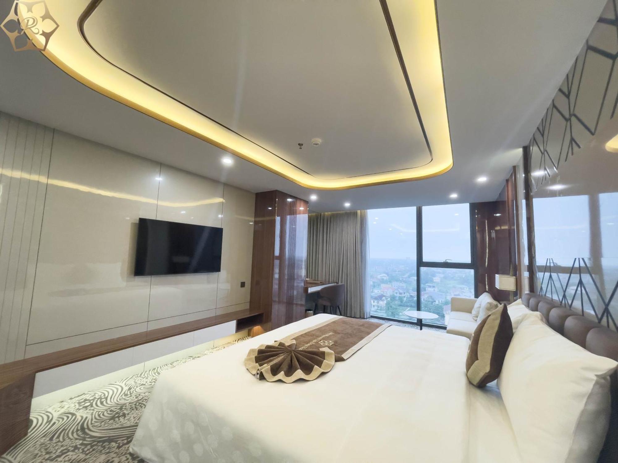 Cua Dong Luxury Hotel Vinh Bilik gambar